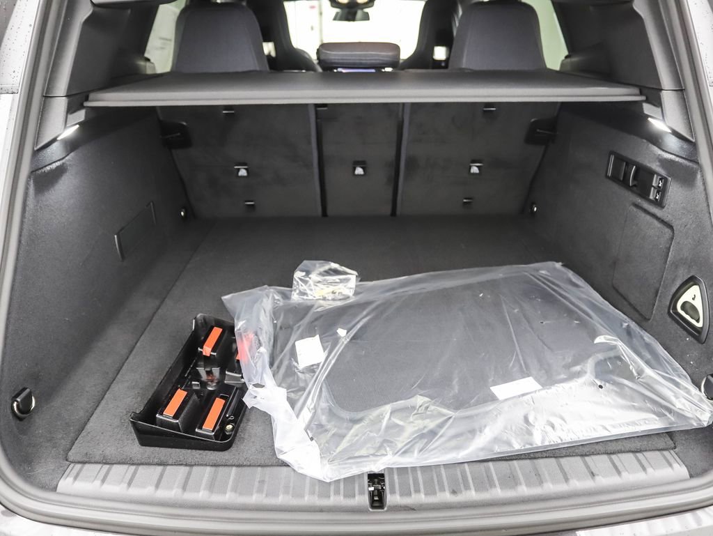 New 2026 BMW iX xDrive45 image 23