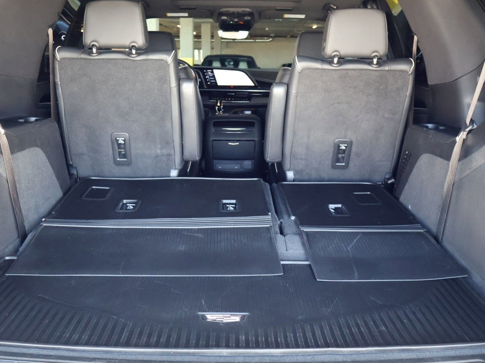 Used 2022 Cadillac Escalade Sport w/ Touring Package AWD/4WD image 22