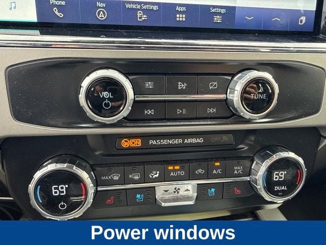 Used 2022 Ford F250 Lariat w/ Black Appearance Package AWD/4WD image 23