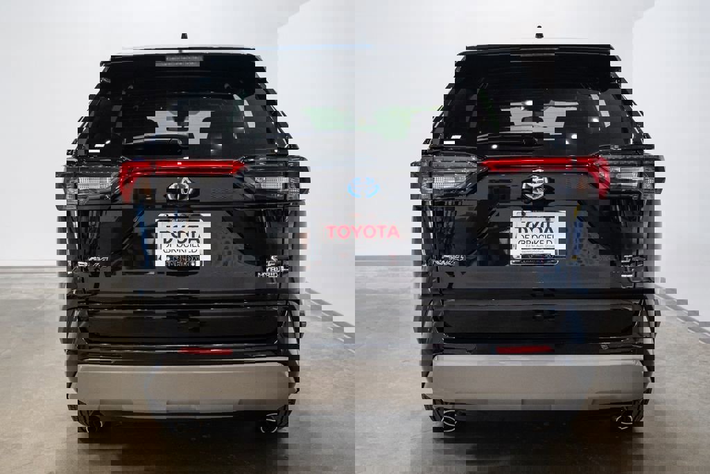 Certified 2024 Toyota RAV4 SE image 8