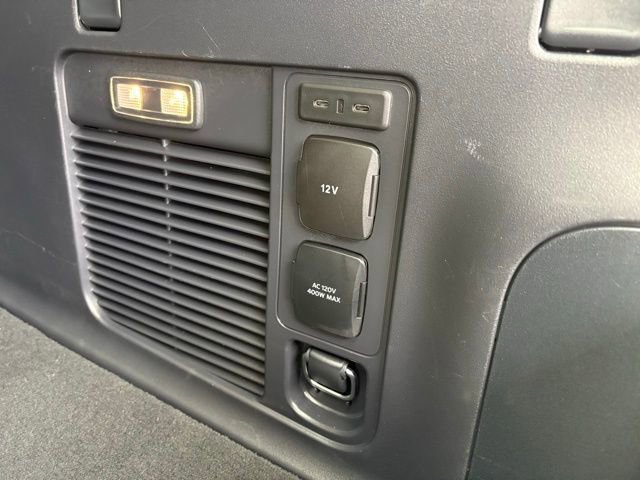 Used 2025 Ford Expedition Max Platinum AWD/4WD image 39
