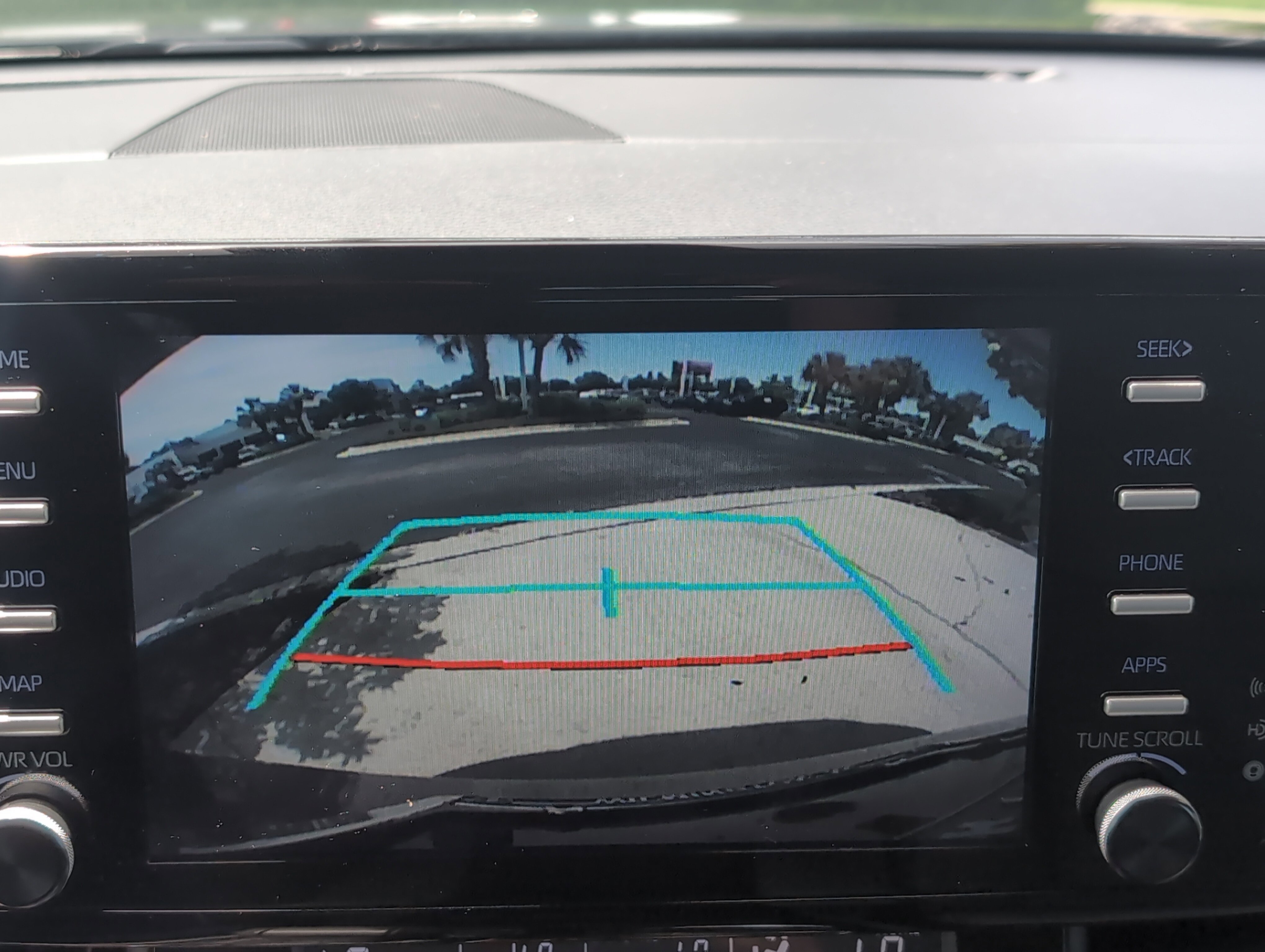 Certified 2023 Toyota Sienna XLE FWD image 25