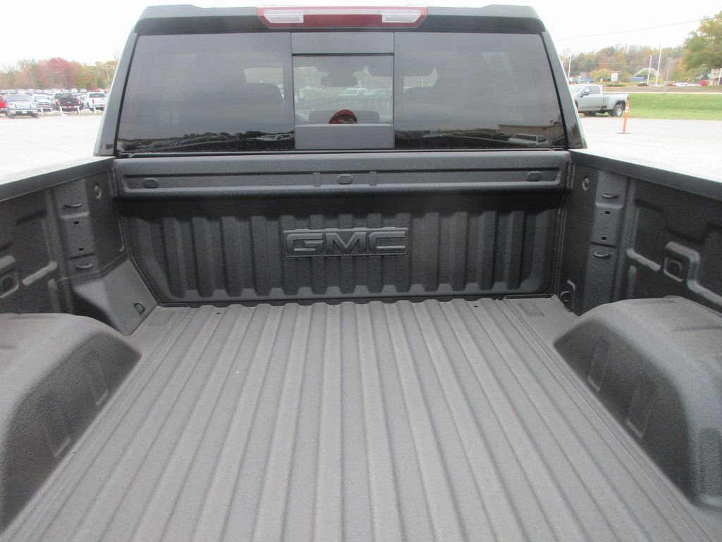 New 2026 GMC Sierra 1500 SLT w/ SLT Premium Plus Package image 6