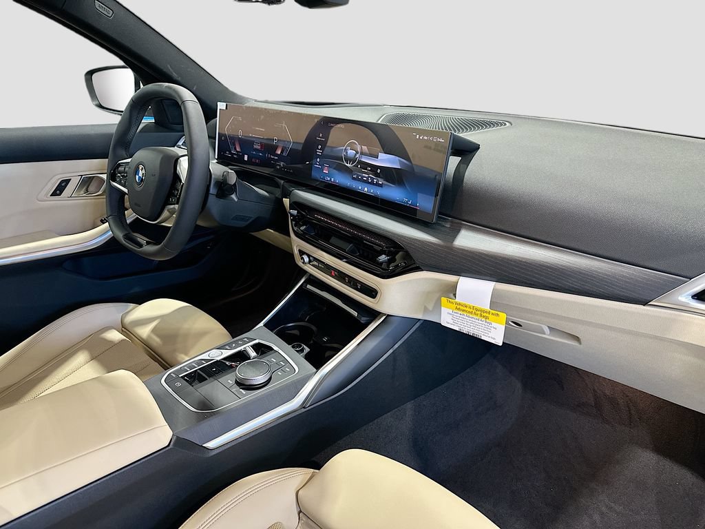 New 2026 BMW 330i xDrive Sedan w/ Premium Package AWD/4WD image 31