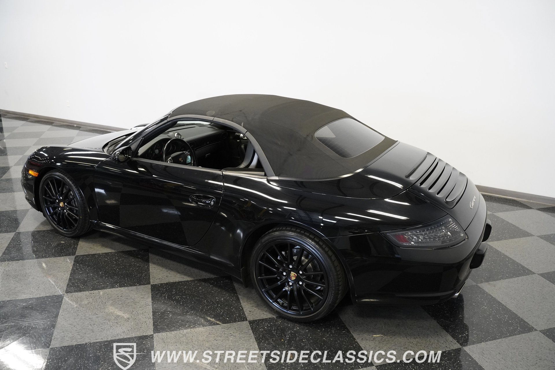 Used 2005 Porsche 911 Carrera image 11