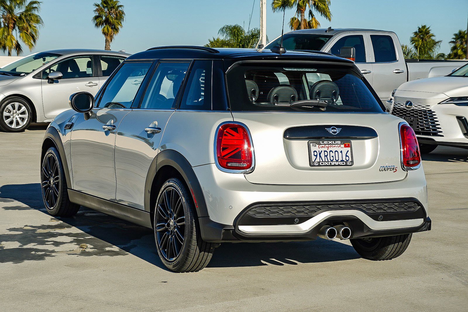 Used 2023 MINI Cooper S image 5