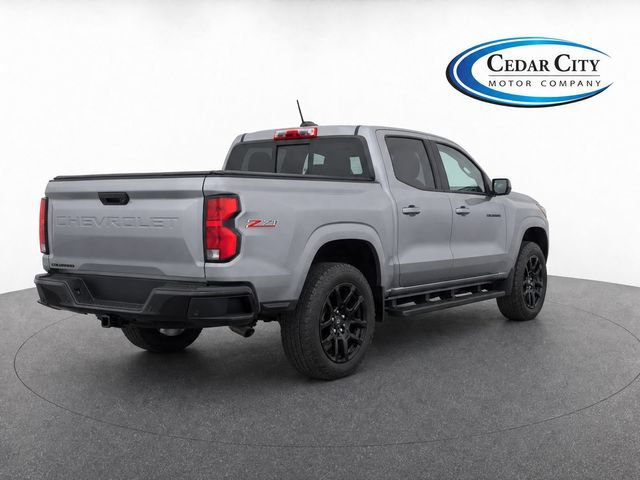 Used 2024 Chevrolet Colorado Z71 w/ LPO, Dark Essentials Package AWD/4WD image 4