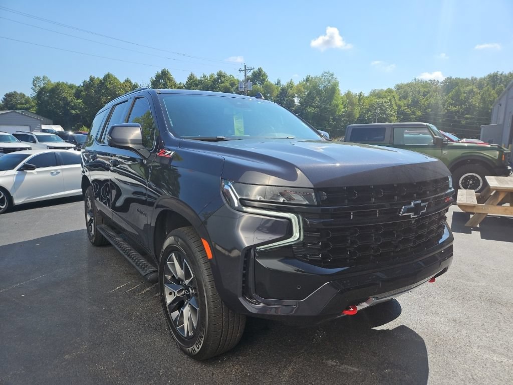 Used 2024 Chevrolet Tahoe Z71 w/ Z71 Off-Road Package AWD/4WD image 4