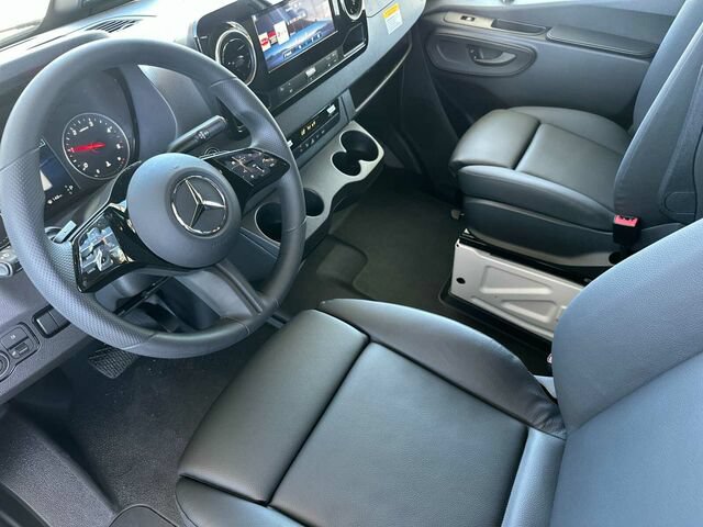 New 2026 Mercedes-Benz Sprinter 2500 image 10