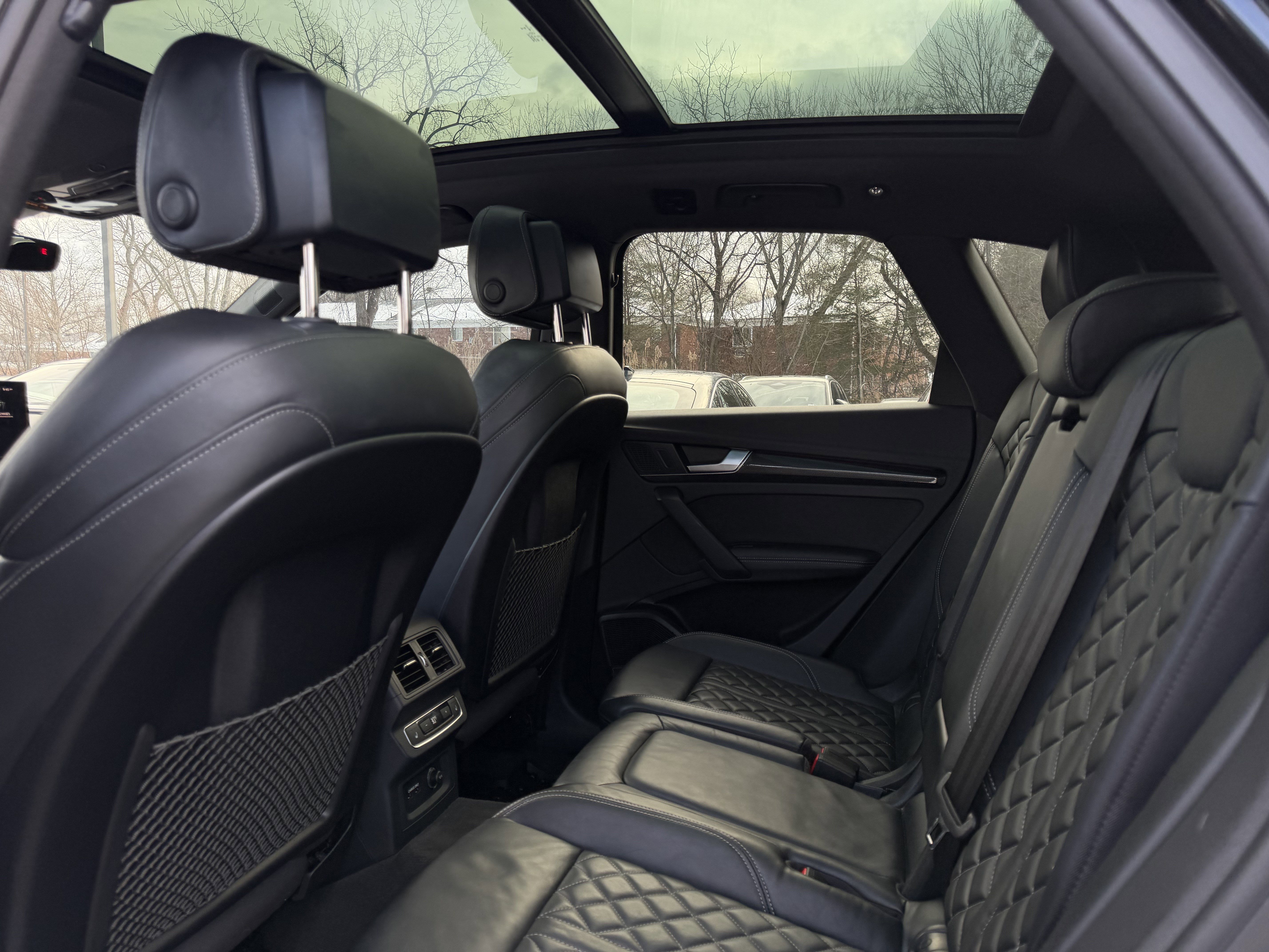 Used 2023 Audi SQ5 Prestige w/ Prestige Package image 22