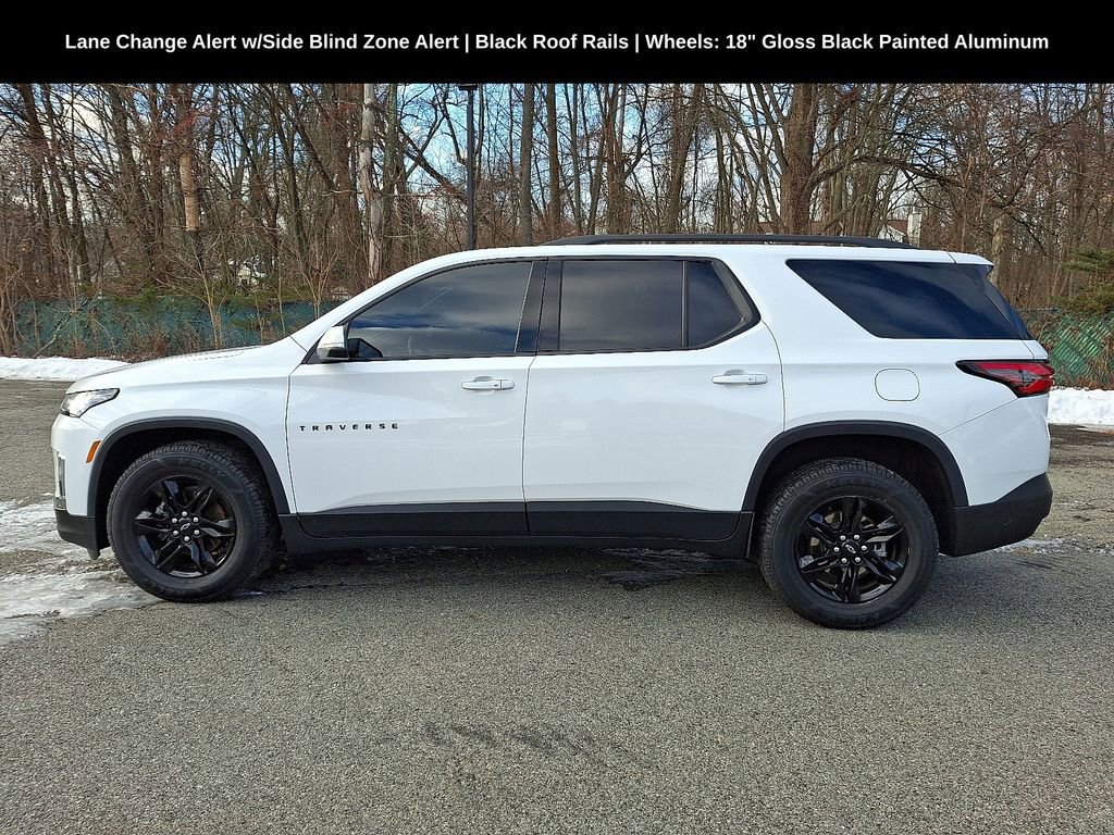Used 2023 Chevrolet Traverse LS w/ Midnight/Sport Edition image 4
