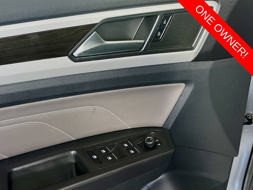 Used 2023 Volkswagen Atlas SE AWD/4WD image 16