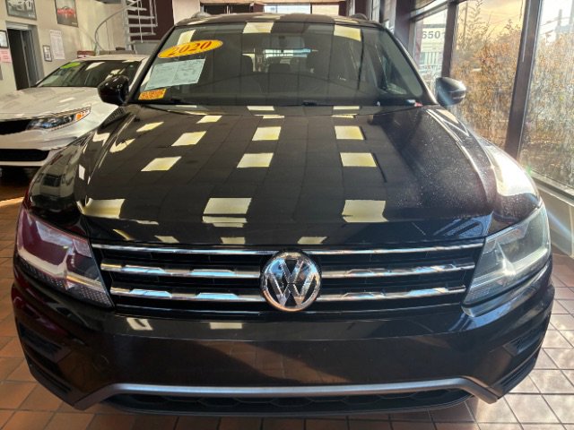 Used 2020 Volkswagen Tiguan S image 5