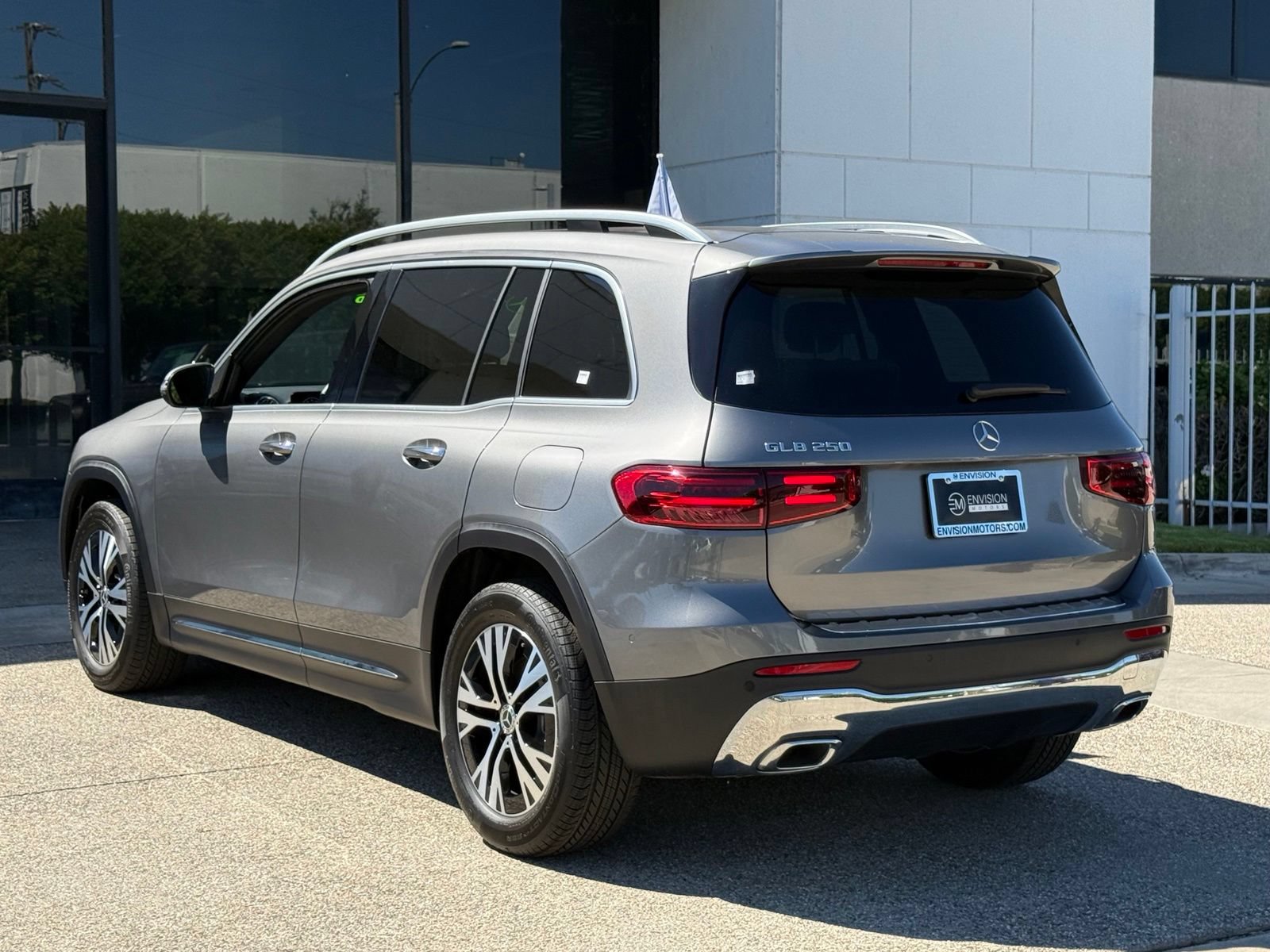 Used 2026 Mercedes-Benz GLB 250 image 10