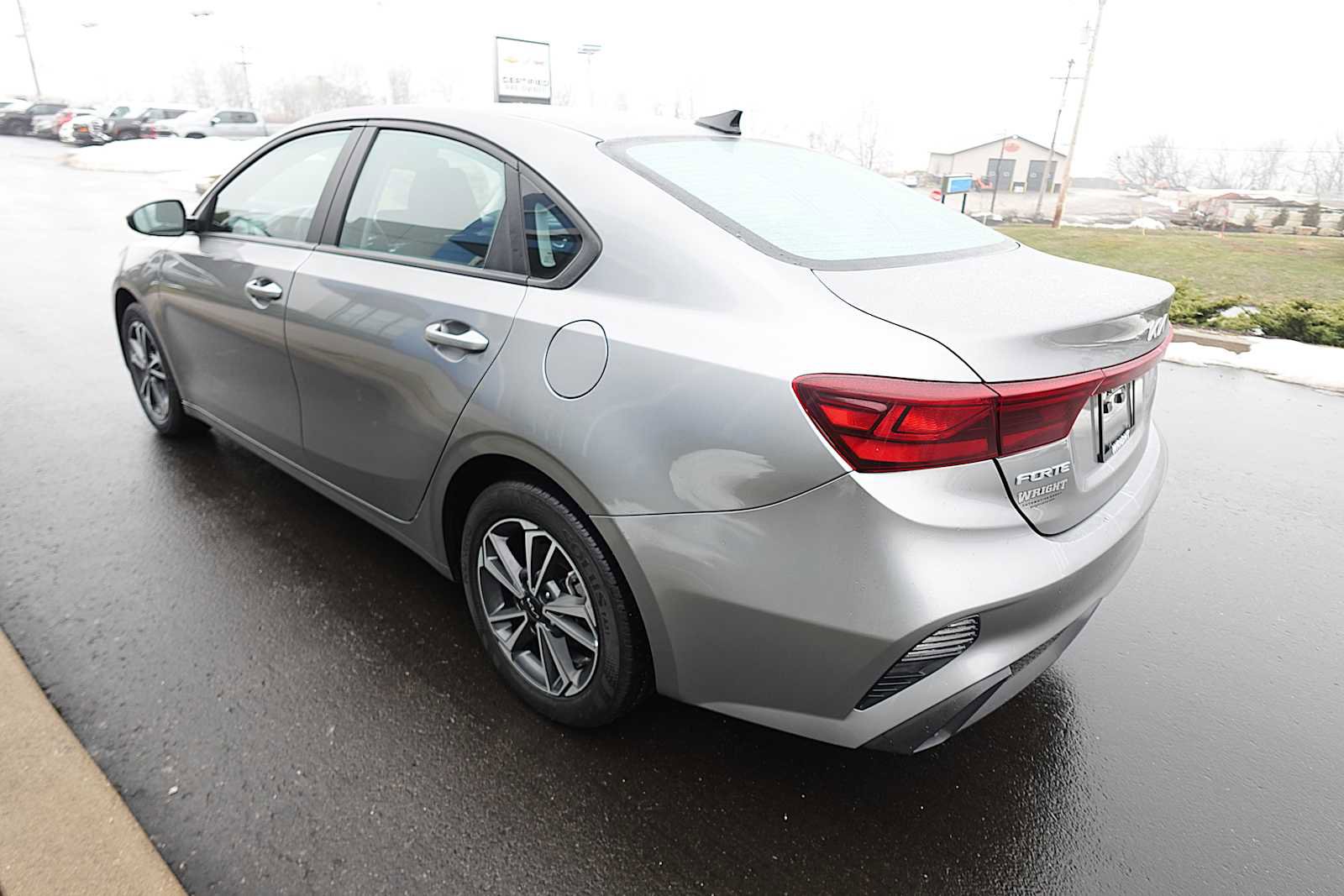 Used 2024 Kia Forte LXS image 5