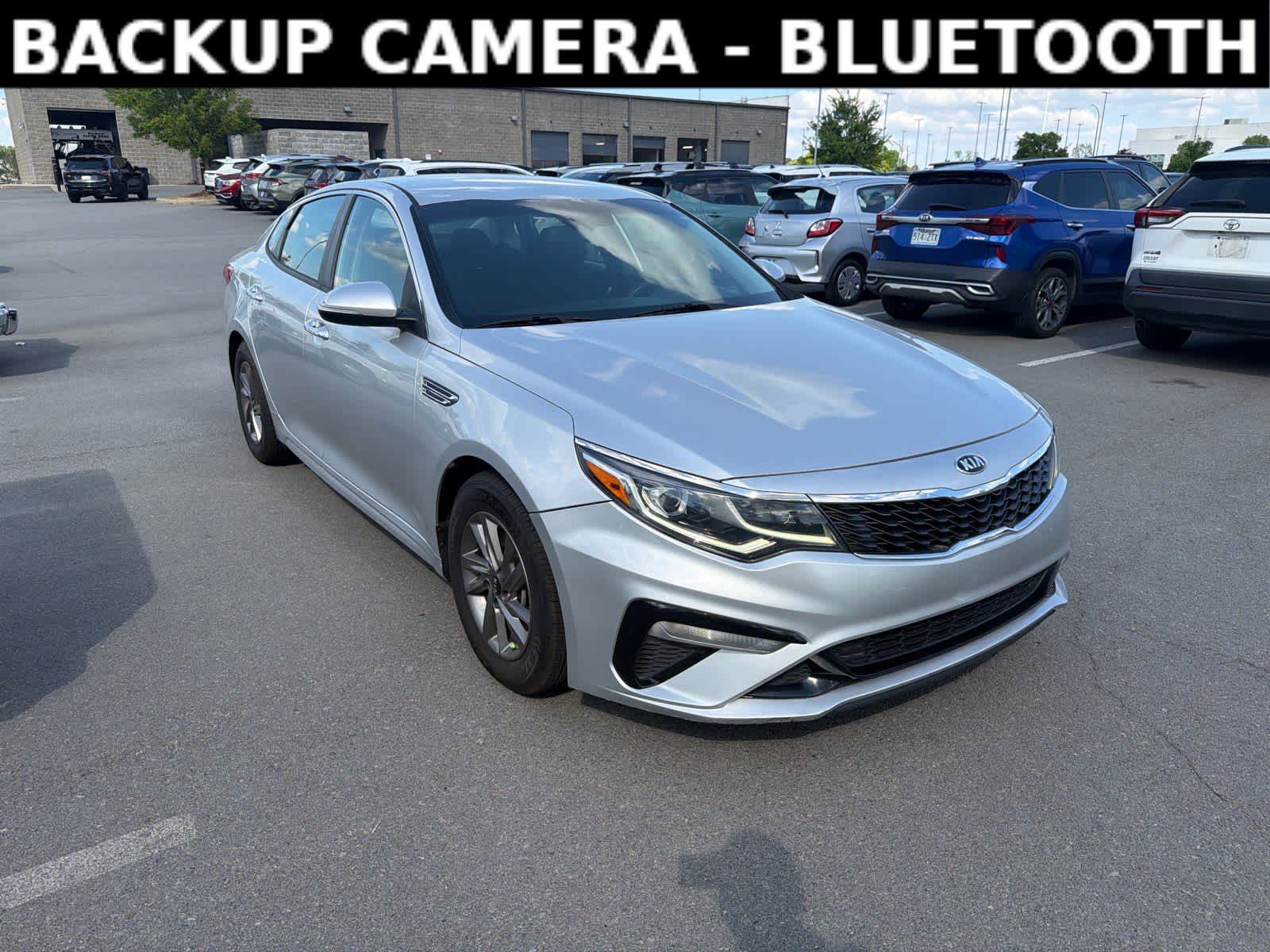 Used 2020 Kia Optima LX image 3