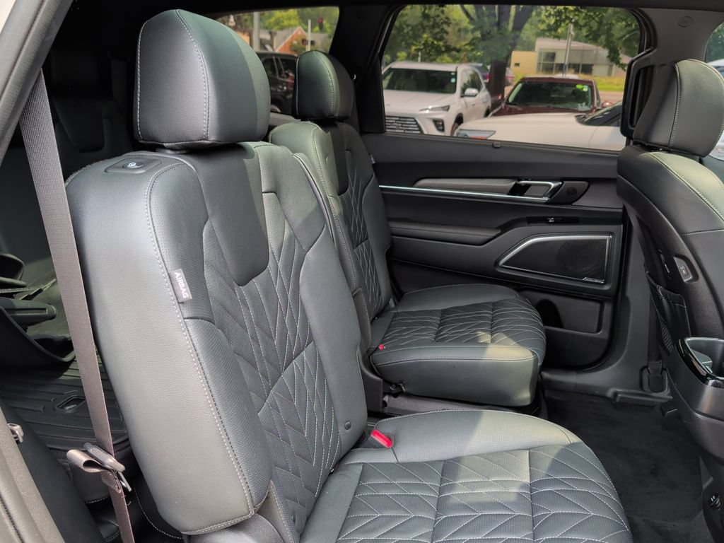Used 2025 Kia Telluride SX X-Line AWD/4WD image 35