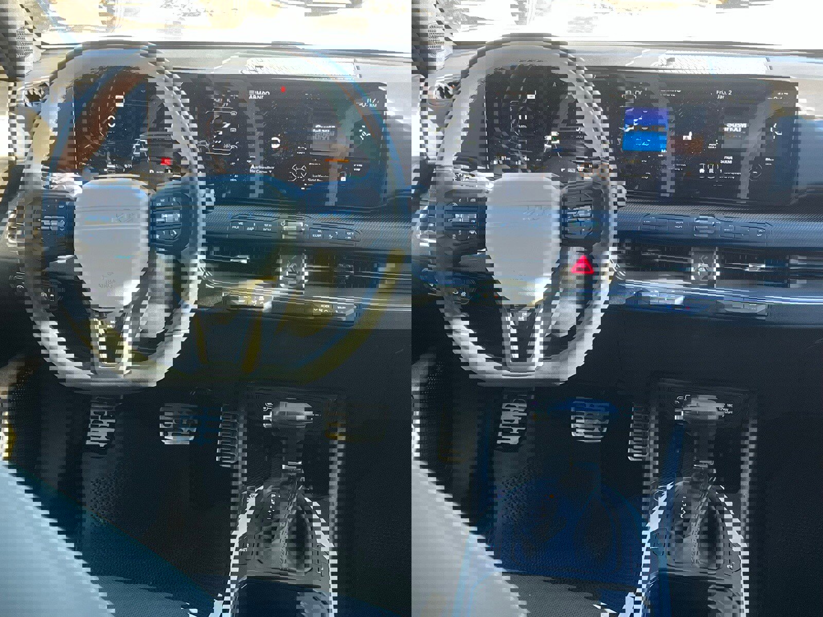 Used 2025 Kia K4 GT-Line Turbo image 19