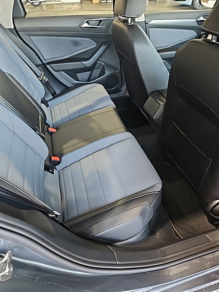 New 2026 Volkswagen Jetta SE image 17