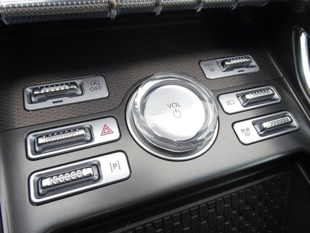 Used 2024 Lincoln Nautilus Premier w/ Equipment Group 102A AWD/4WD image 23