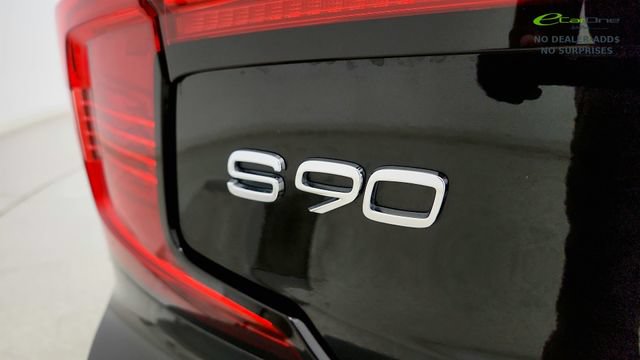 Used 2023 Volvo S90 B6 Plus AWD/4WD image 33