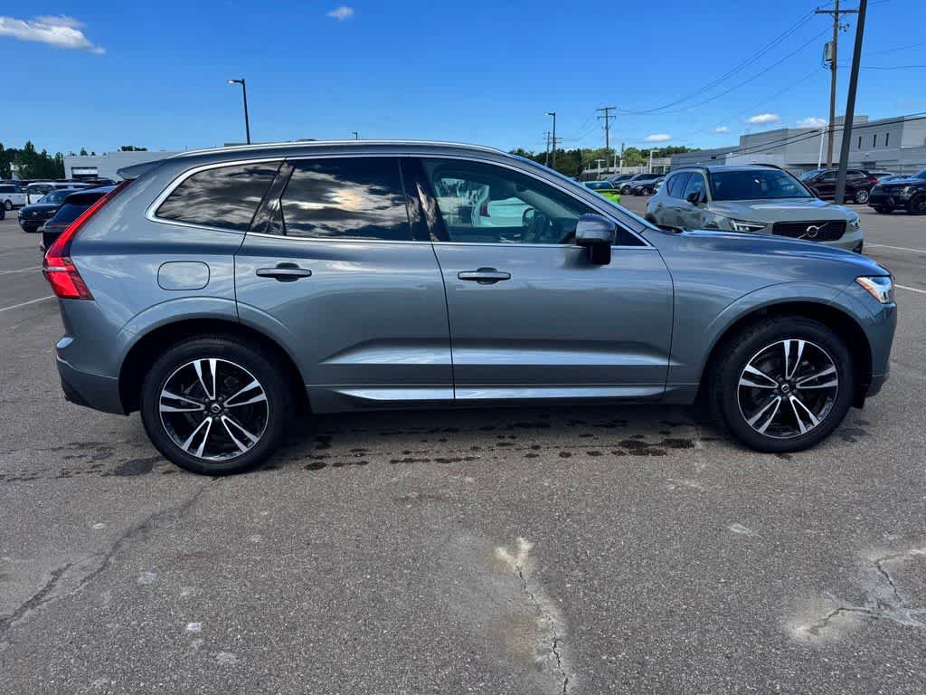 Used 2020 Volvo XC60 T5 Momentum w/ Protection Package Premier AWD/4WD image 4