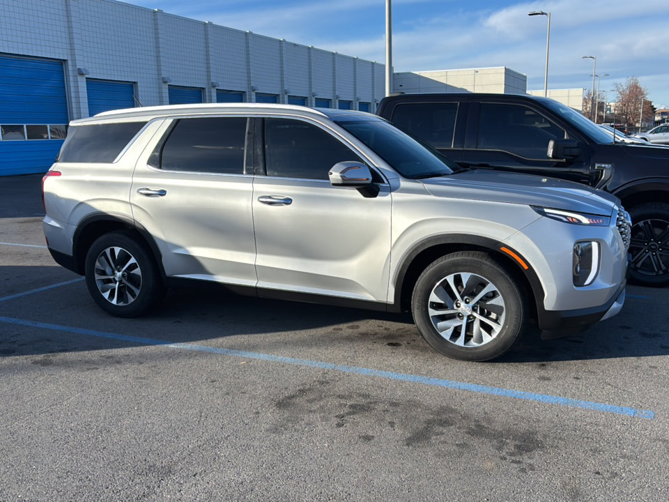 Used 2022 Hyundai Palisade SEL image 3