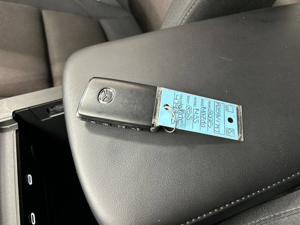 Certified 2025 MAZDA MAZDA3 s FWD image 12