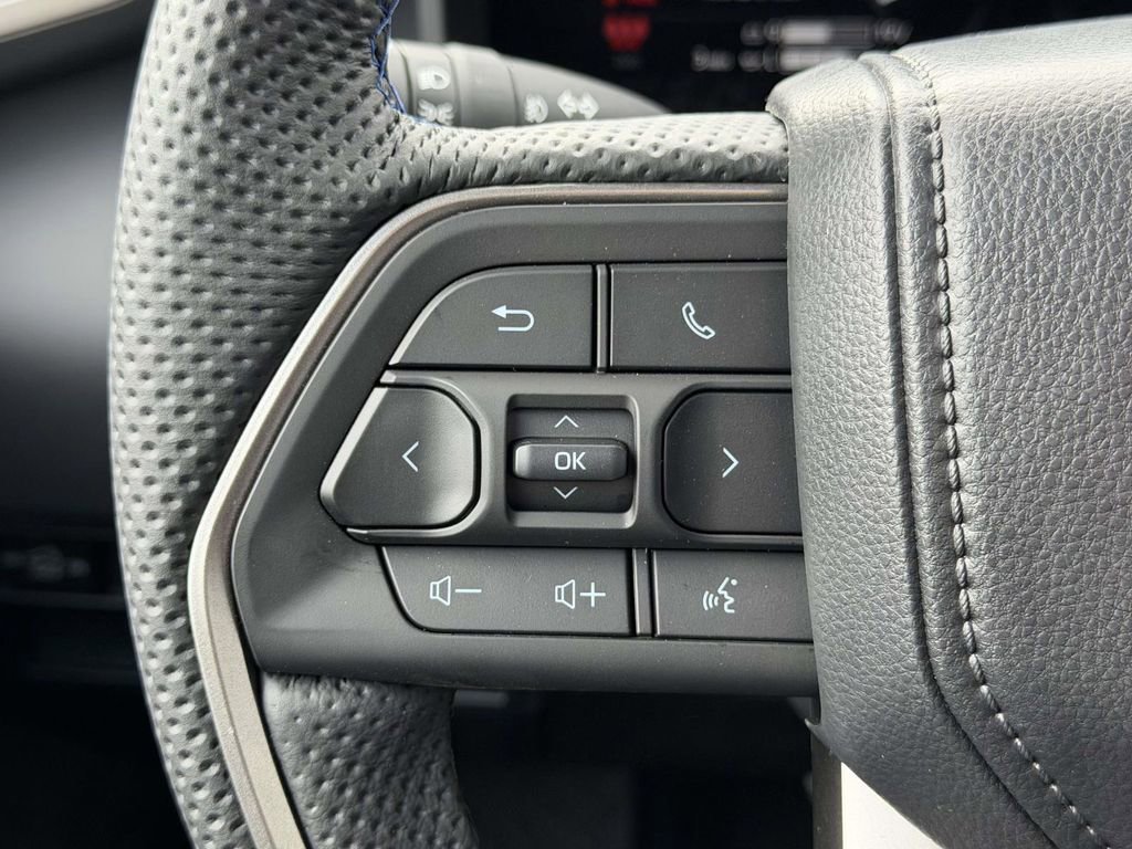 New 2026 Toyota Tundra Platinum w/ TRD Off-Road Package image 8