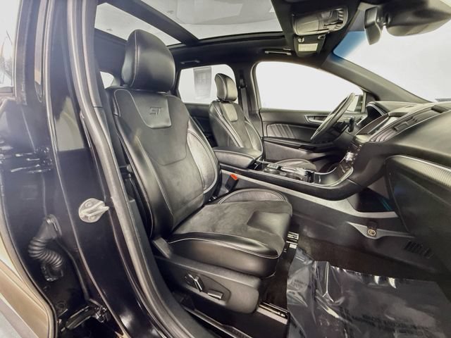 Used 2019 Ford Edge ST w/ Equipment Group 401A AWD/4WD image 30