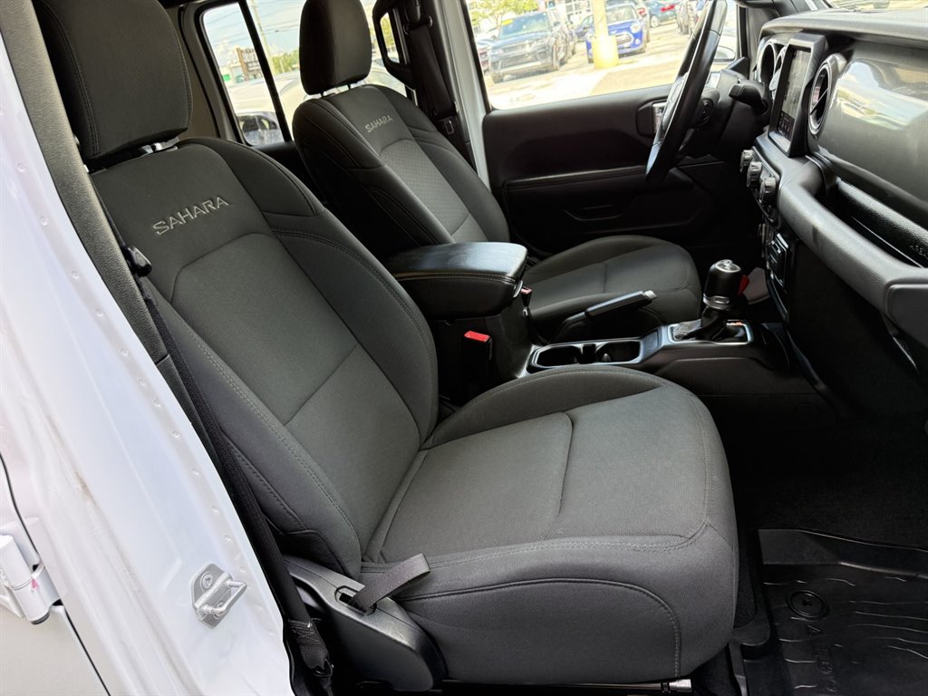Used 2021 Jeep Wrangler Unlimited Sahara w/ Uconnect 4C Nav & Sound Group AWD/4WD image 20