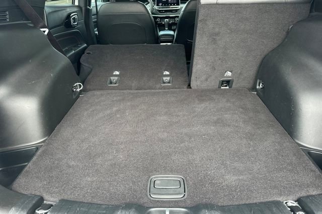 Used 2024 Jeep Compass Trailhawk image 16