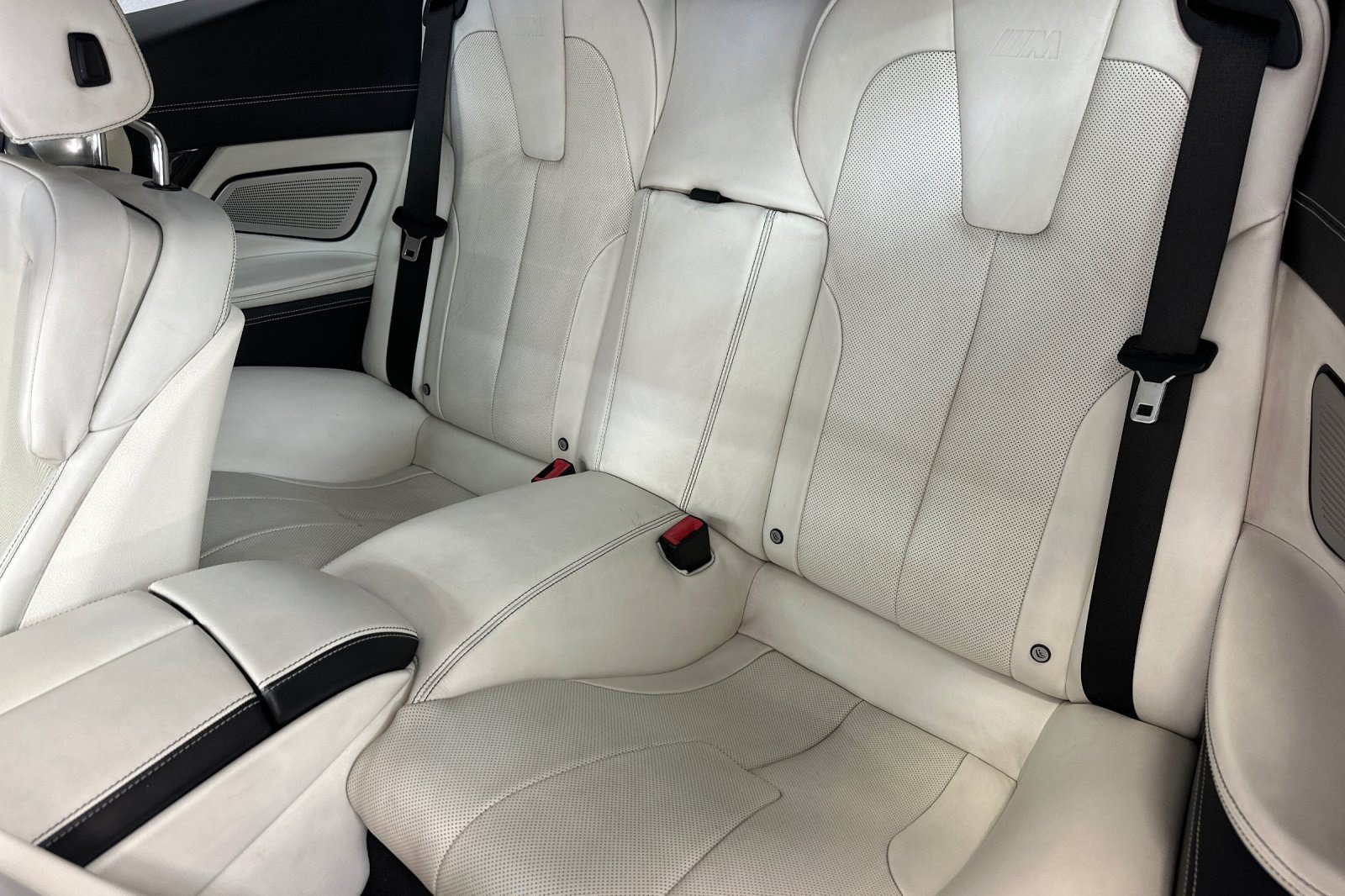 Used 2013 BMW M6 Convertible RWD image 22