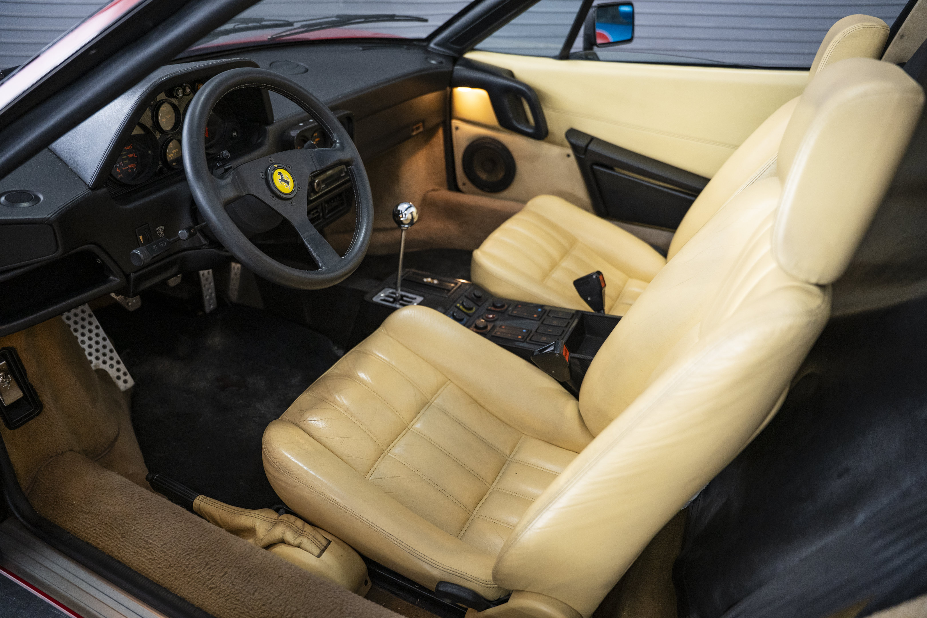 Used 1988 Ferrari 328 GTS RWD image 33