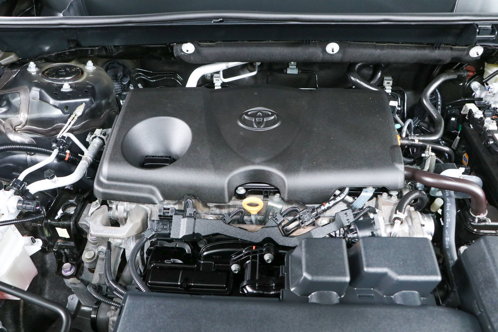 Used 2024 Toyota RAV4 LE FWD image 29