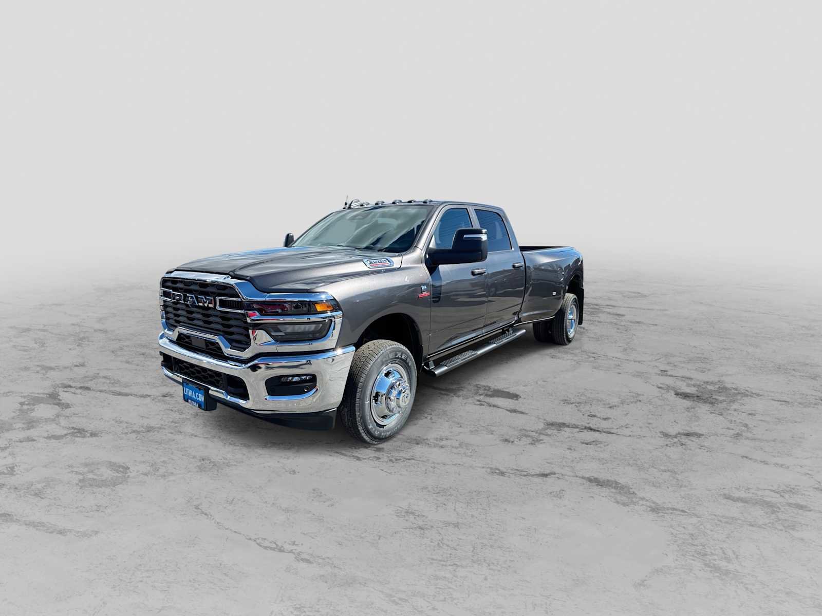 New 2026 RAM 3500 Tradesman AWD/4WD image 4