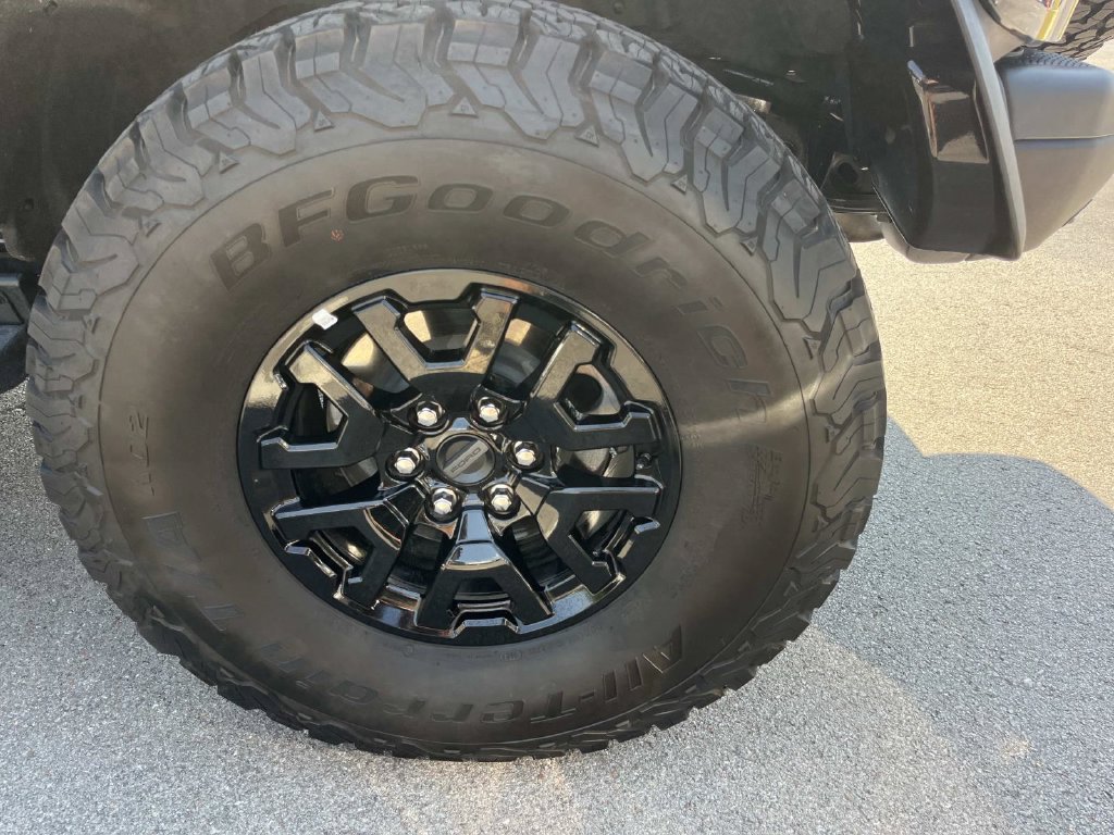 Used 2024 Ford Bronco Raptor w/ Interior Carbon Fiber Pack 6 AWD/4WD image 14