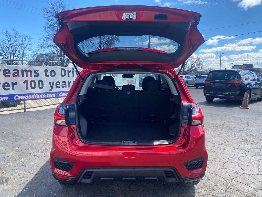 Used 2025 Mitsubishi Outlander Sport ES image 4