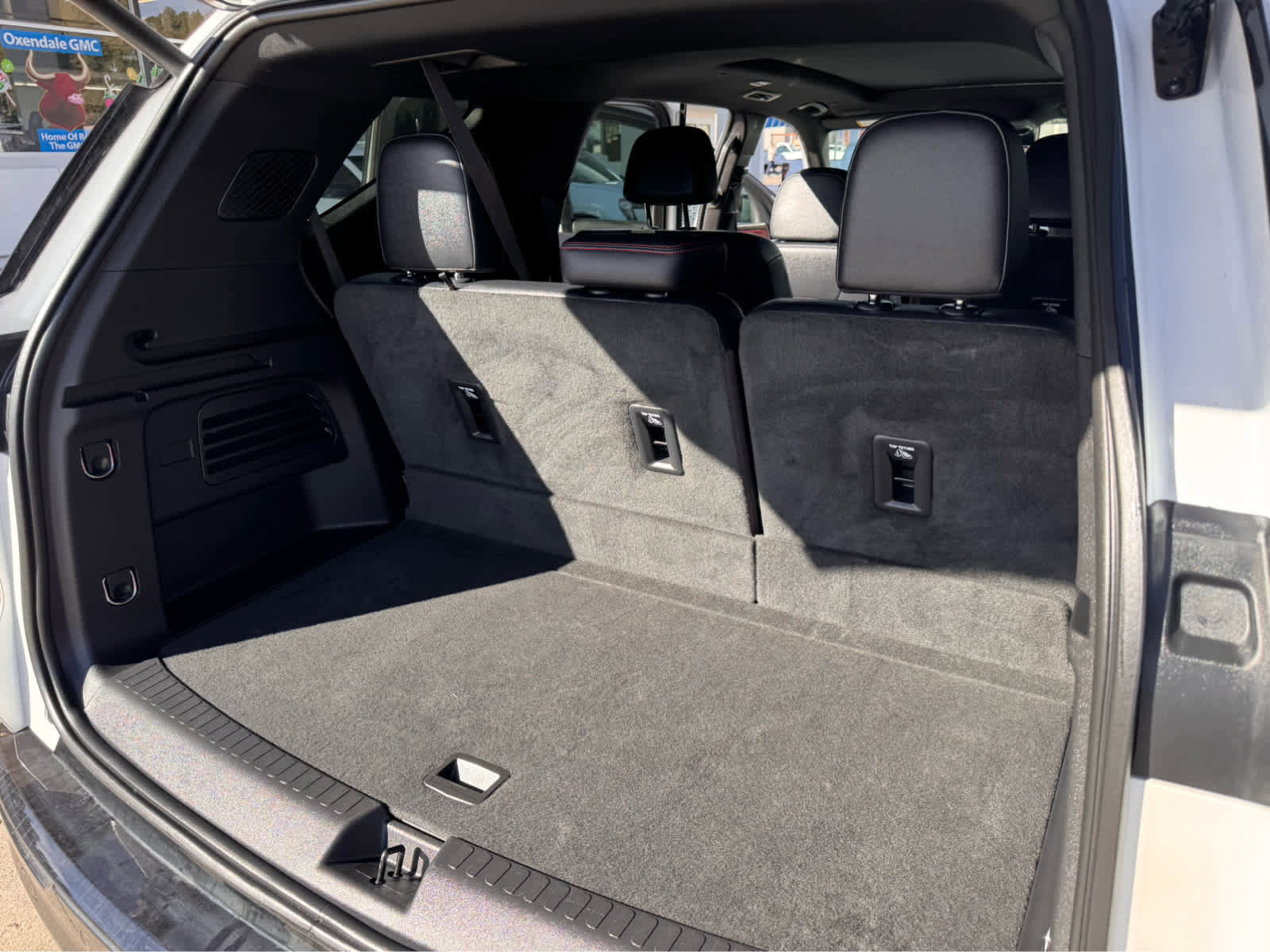 Used 2024 Chevrolet Traverse RS w/ LPO, Floor Liner Package image 15