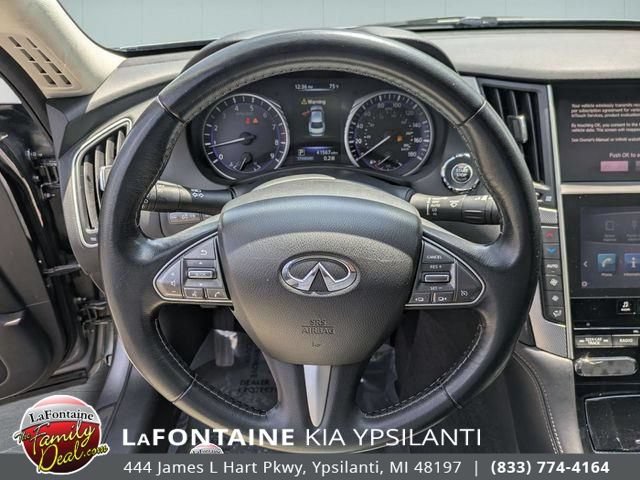 Used 2017 INFINITI Q50 Signature Edition w/ All Weather Package (L93) AWD/4WD image 18
