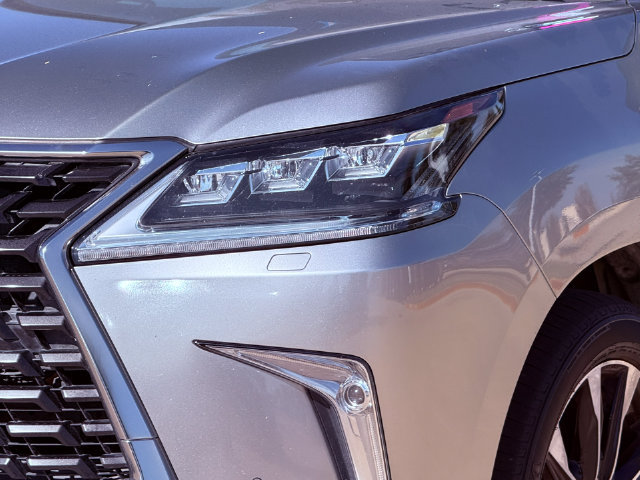 Used 2021 Lexus LX 570 4WD w/ Sport Package image 12