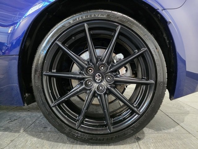 Used 2025 Toyota GR86 Premium w/ ALL Weather Mat Package (TMS) image 21