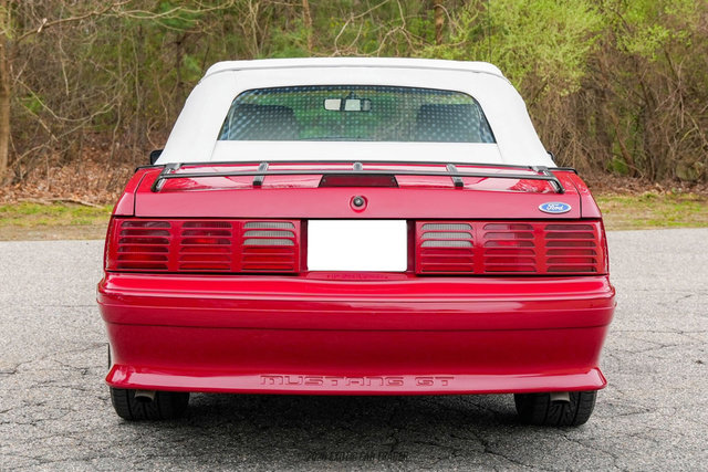 Used 1989 Ford Mustang GT RWD image 17