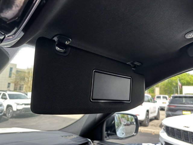 Certified 2024 Jeep Grand Cherokee L Overland w/ Luxury Tech Group IV AWD/4WD image 41
