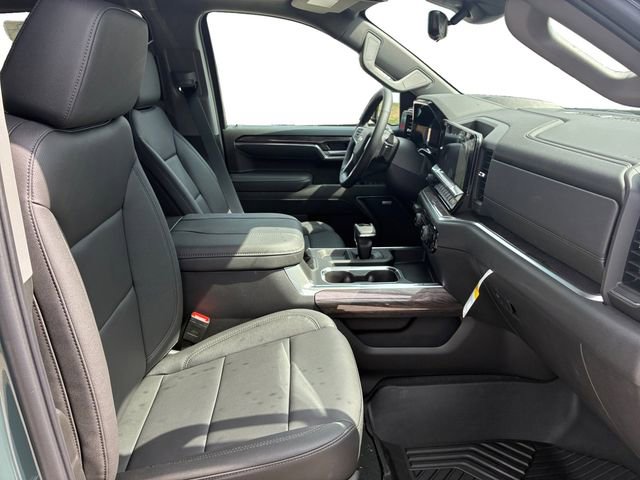New 2026 Chevrolet Silverado 1500 LTZ w/ LTZ Premium Package image 13