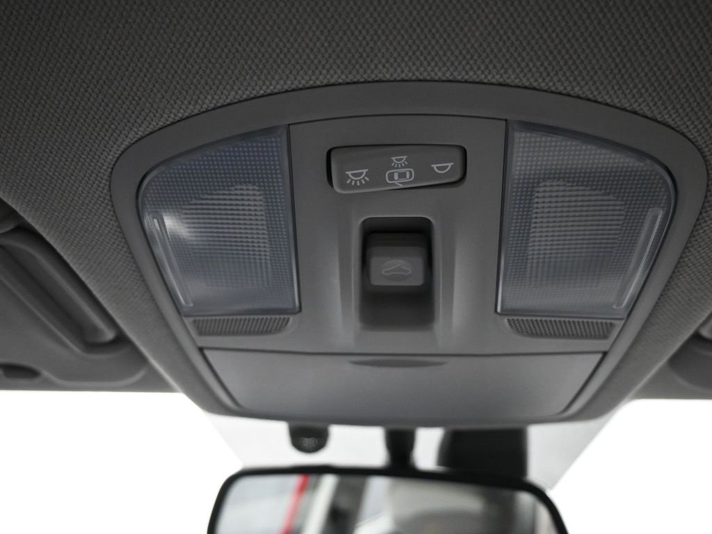 Used 2020 Hyundai Elantra Value Edition image 17