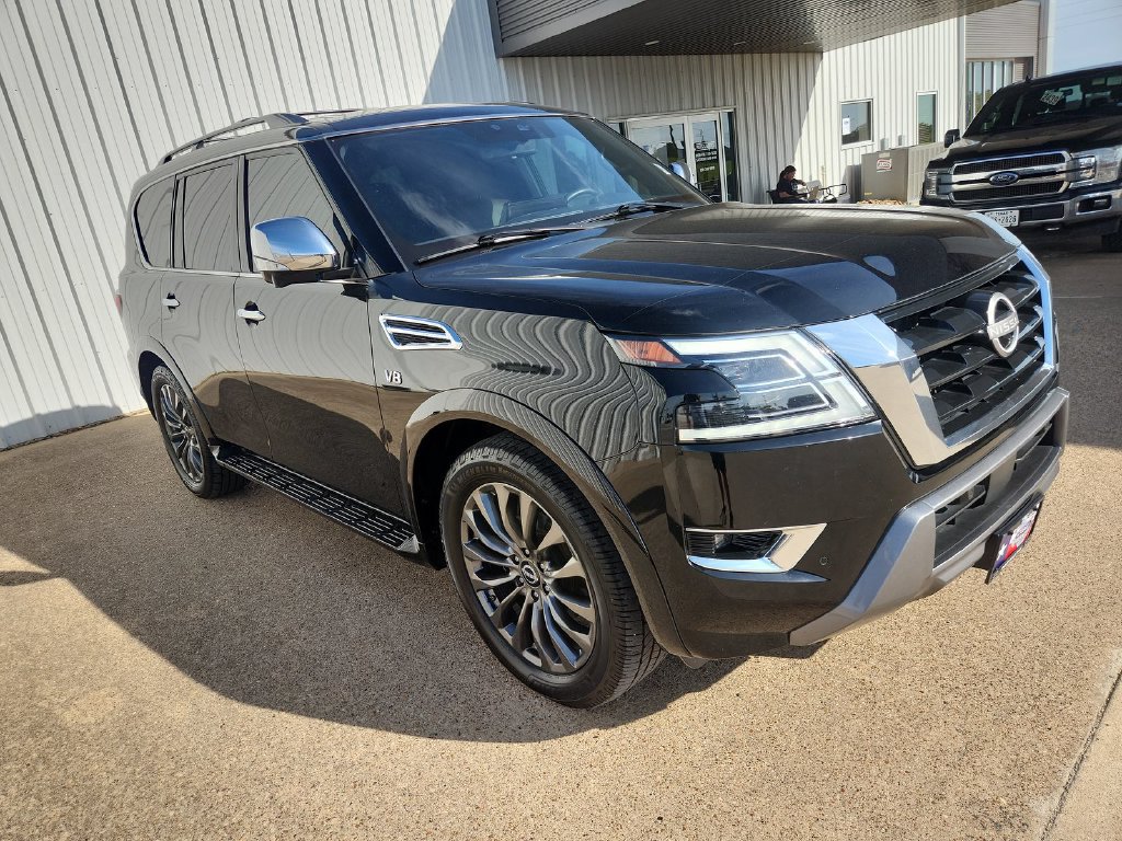 Used 2022 Nissan Armada Platinum w/ Captain's Chairs Package RWD image 1