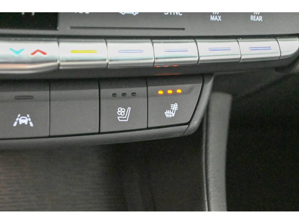 Certified 2025 Cadillac CT4 V Blackwing w/ Technology Package image 45