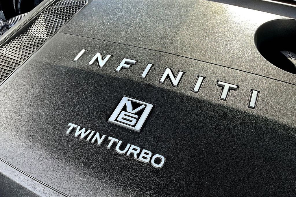 Used 2025 INFINITI QX80 Sensory AWD/4WD image 35