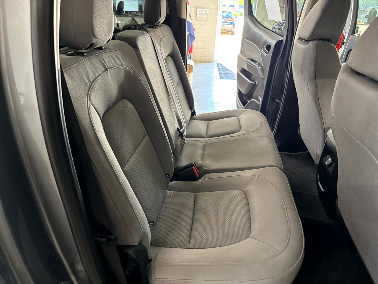 Used 2022 Chevrolet Colorado W/T w/ WT Convenience Package image 37